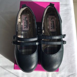 Girls Navy Dress shoes. Size 11